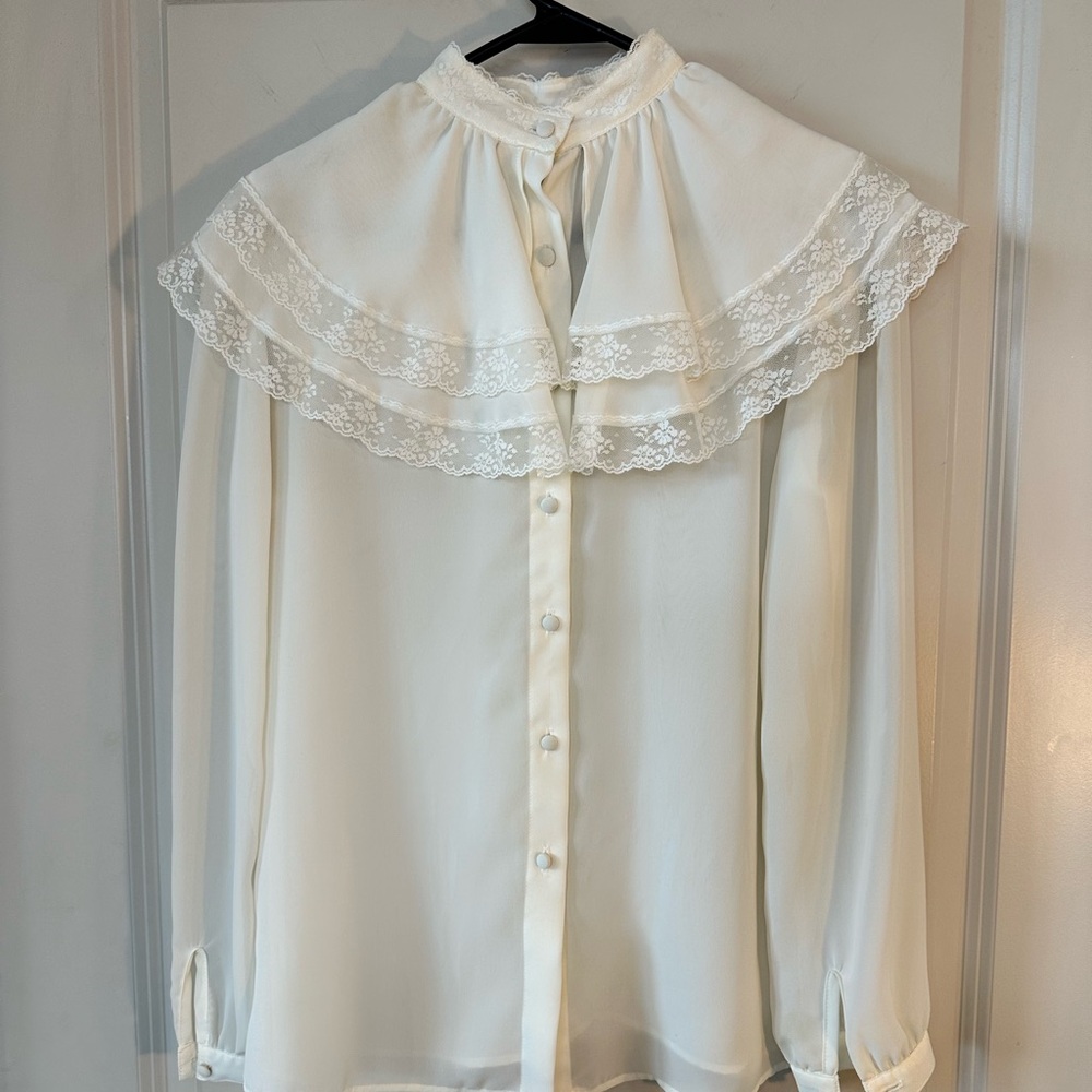 Lloyd Williams Vintage 80’s Cream Victorian Button Up Lace Ruffle Bib Collar,S/M